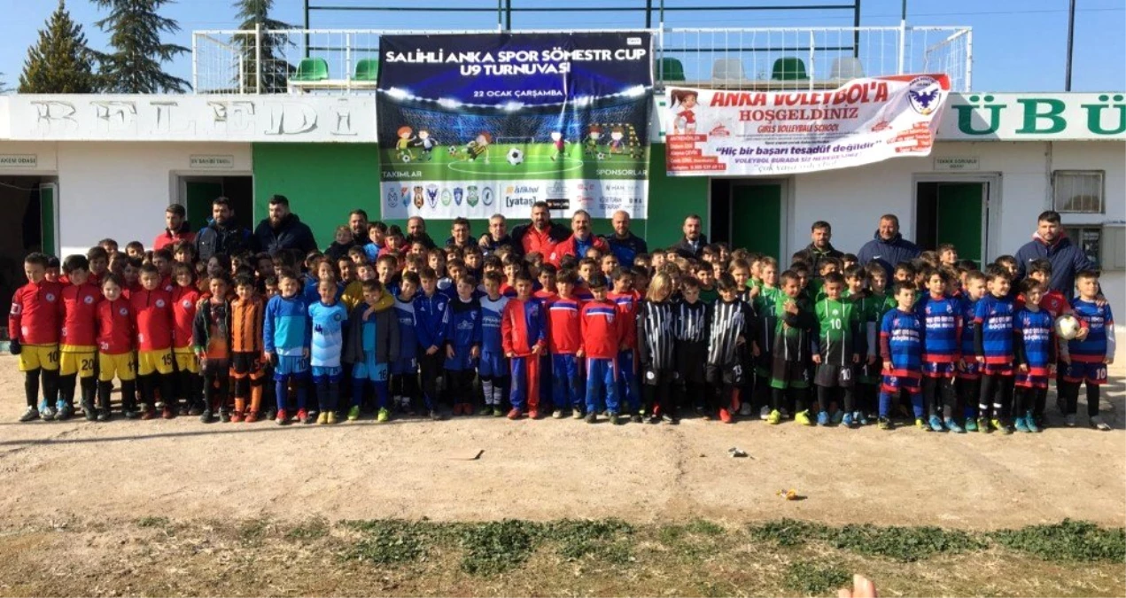 Salihli\'de sömestr cup futbol turnuvası düzenlendi