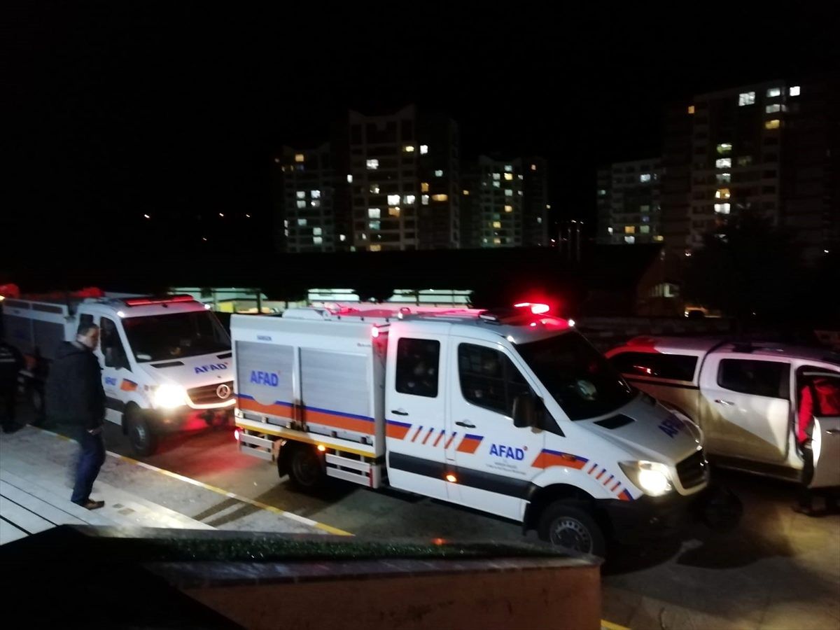 Samsun, Kastamonu ve Amasya\'dan Elazığ\'a destek ekipleri gönderildi