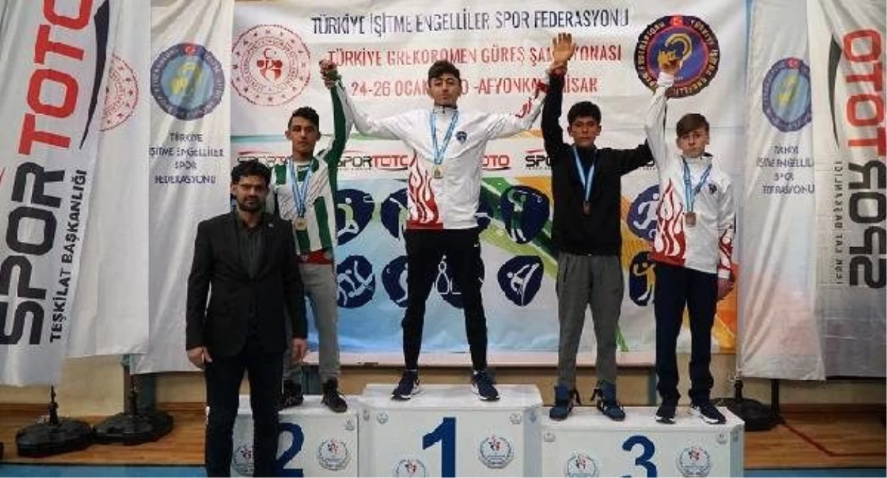 Türkiye İşitme Engelliler Grekoromen Güreş Şampiyonası devam ediyor