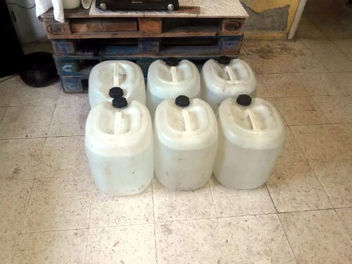 Adana\'da bin 380 litre sahte içki ele geçirildi