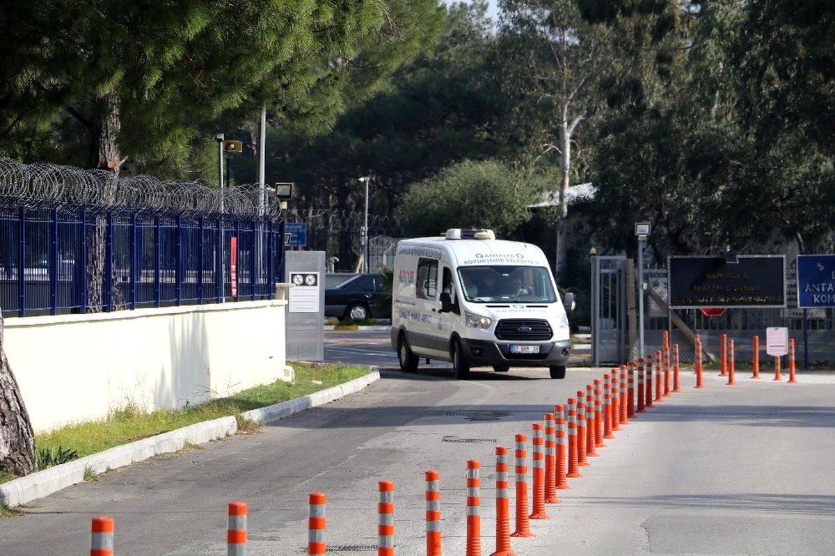 Antalya\'da denizde kadın cesedi bulundu