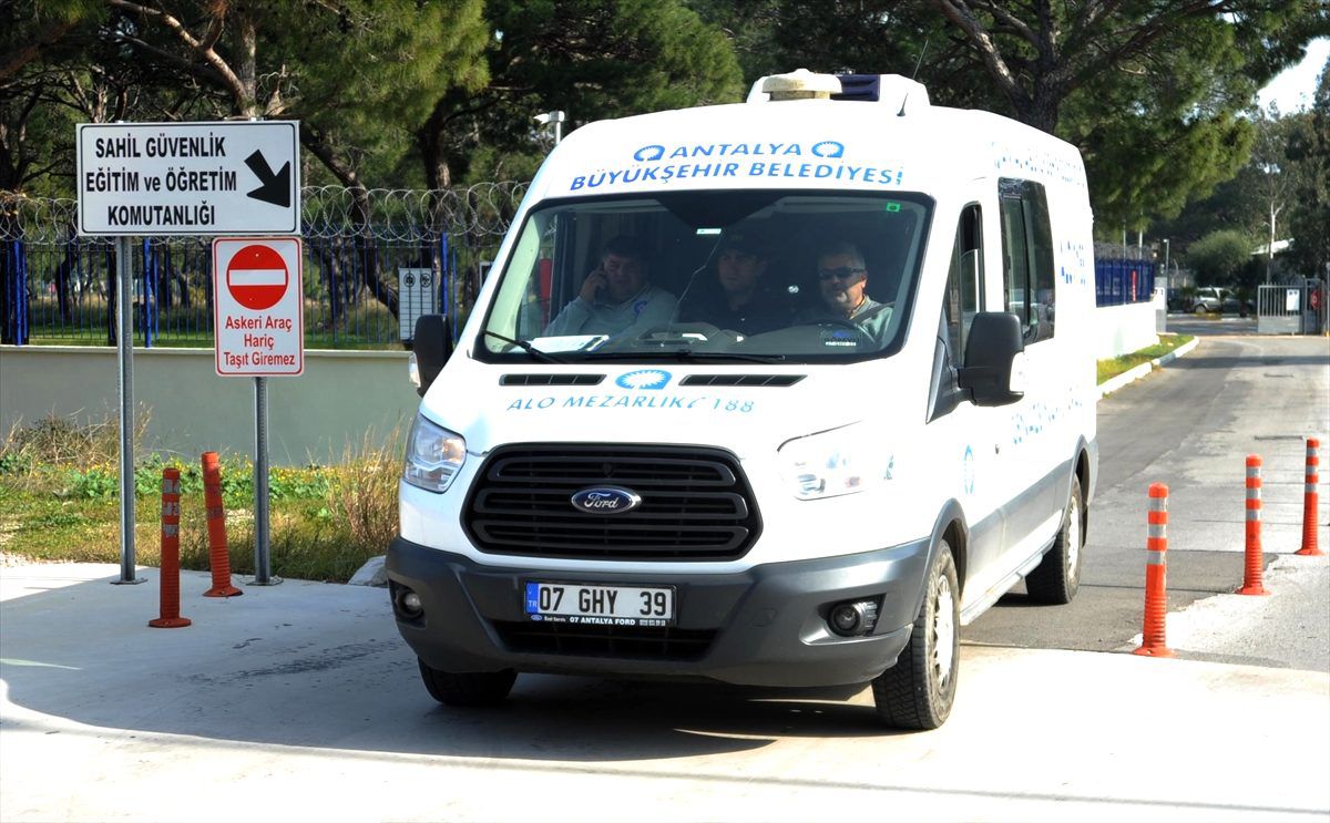 Antalya\'da denizde kadın cesedi bulundu