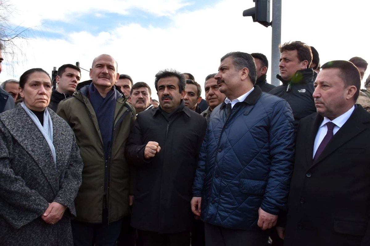 Bağlar Belediyesi\'nden deprem seferberliği