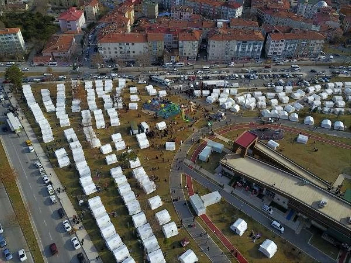 Elazığ\'a depremzedeler için 10 binden fazla çadır gönderildi