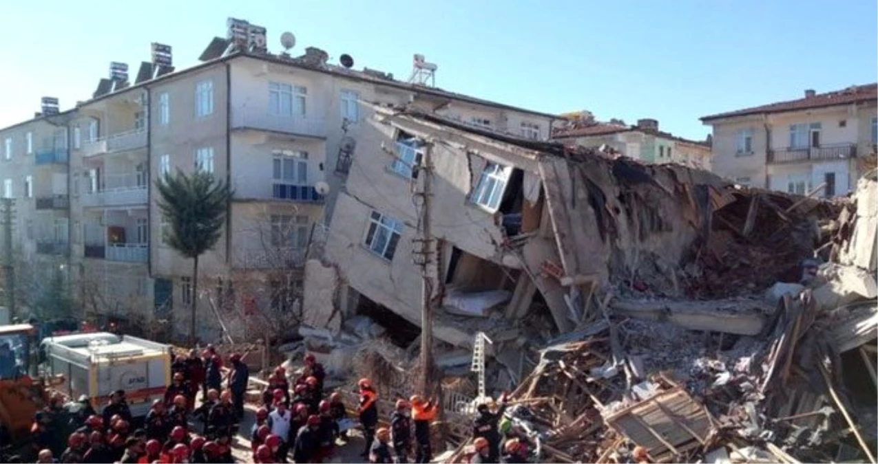 Elazığ\'da 6.8 şiddetindeki depremin ardından 788 artçı sarsıntı yaşandı