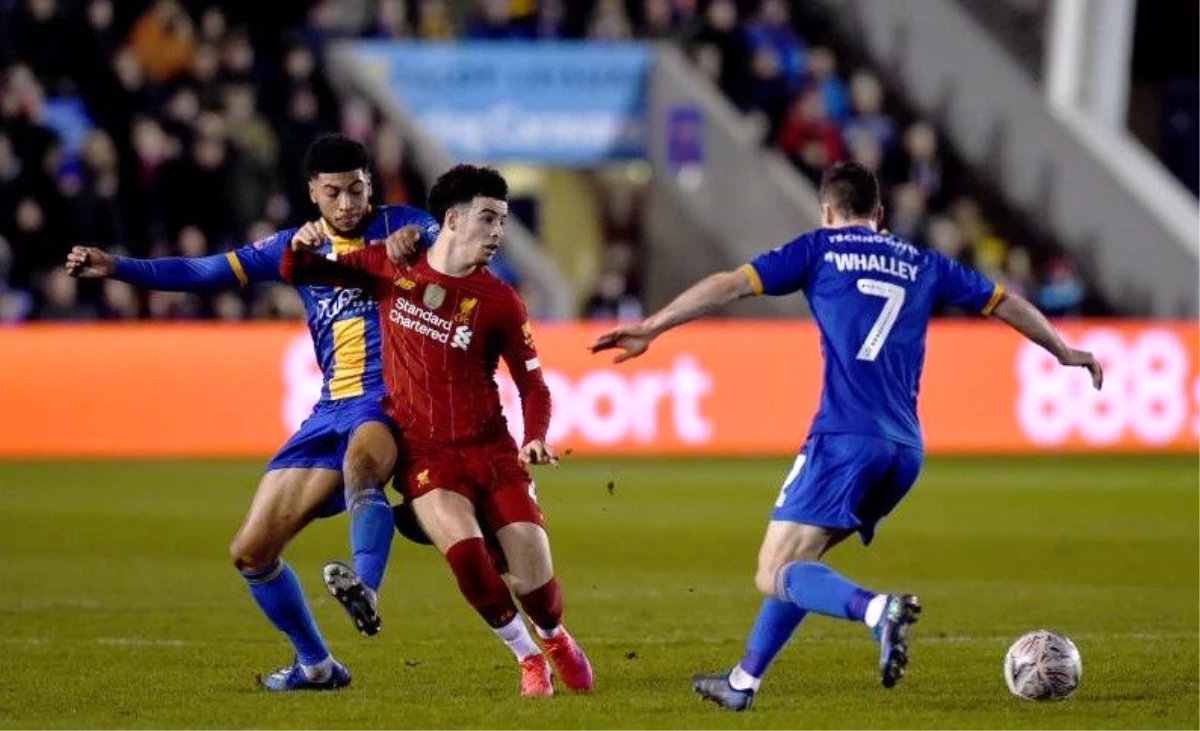 Liverpool, 2-0 öne geçtiği maçta Shrewsbury\'le 2-2 berabere kaldı
