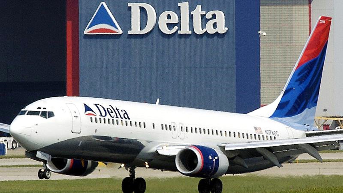Müslüman yolcuları uçaktan indiren Delta\'ya ABD\'de 50 bin dolar para cezası