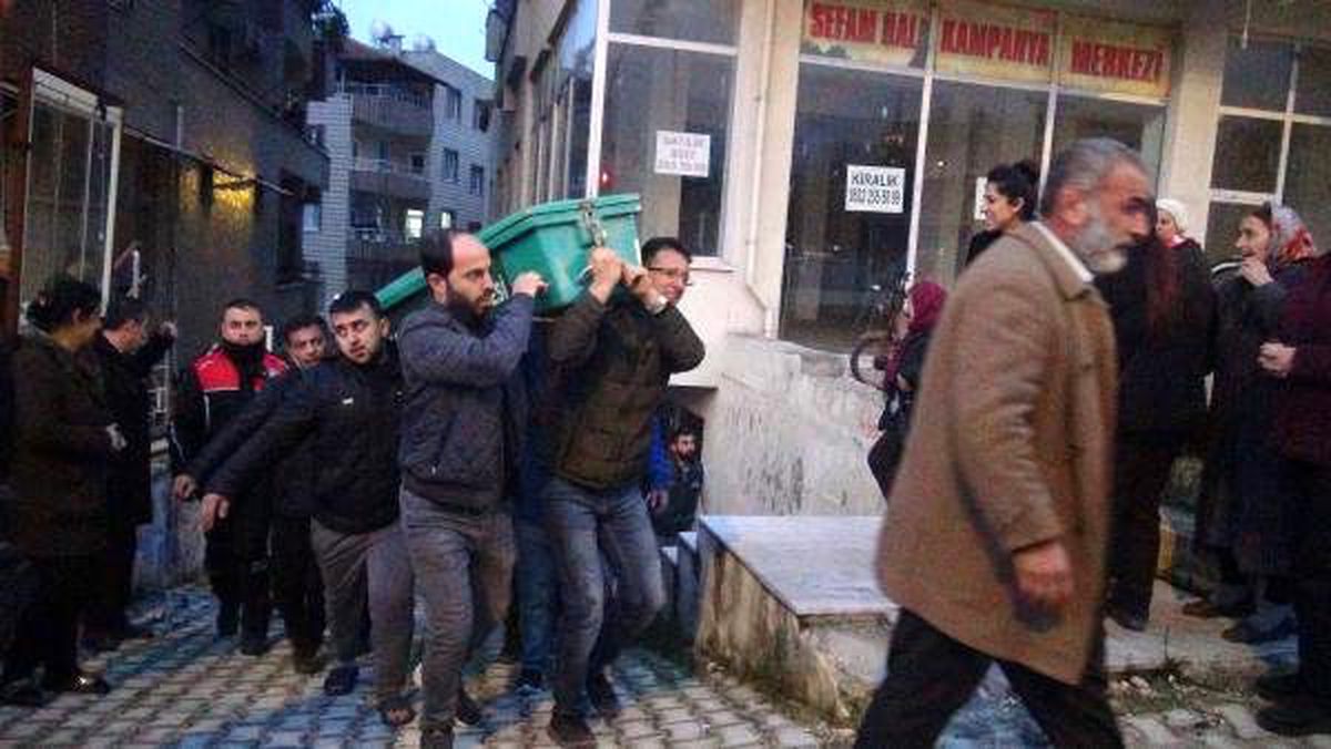 Nargile kömüründen zehirlenen çift, evlerinde ölü bulundu