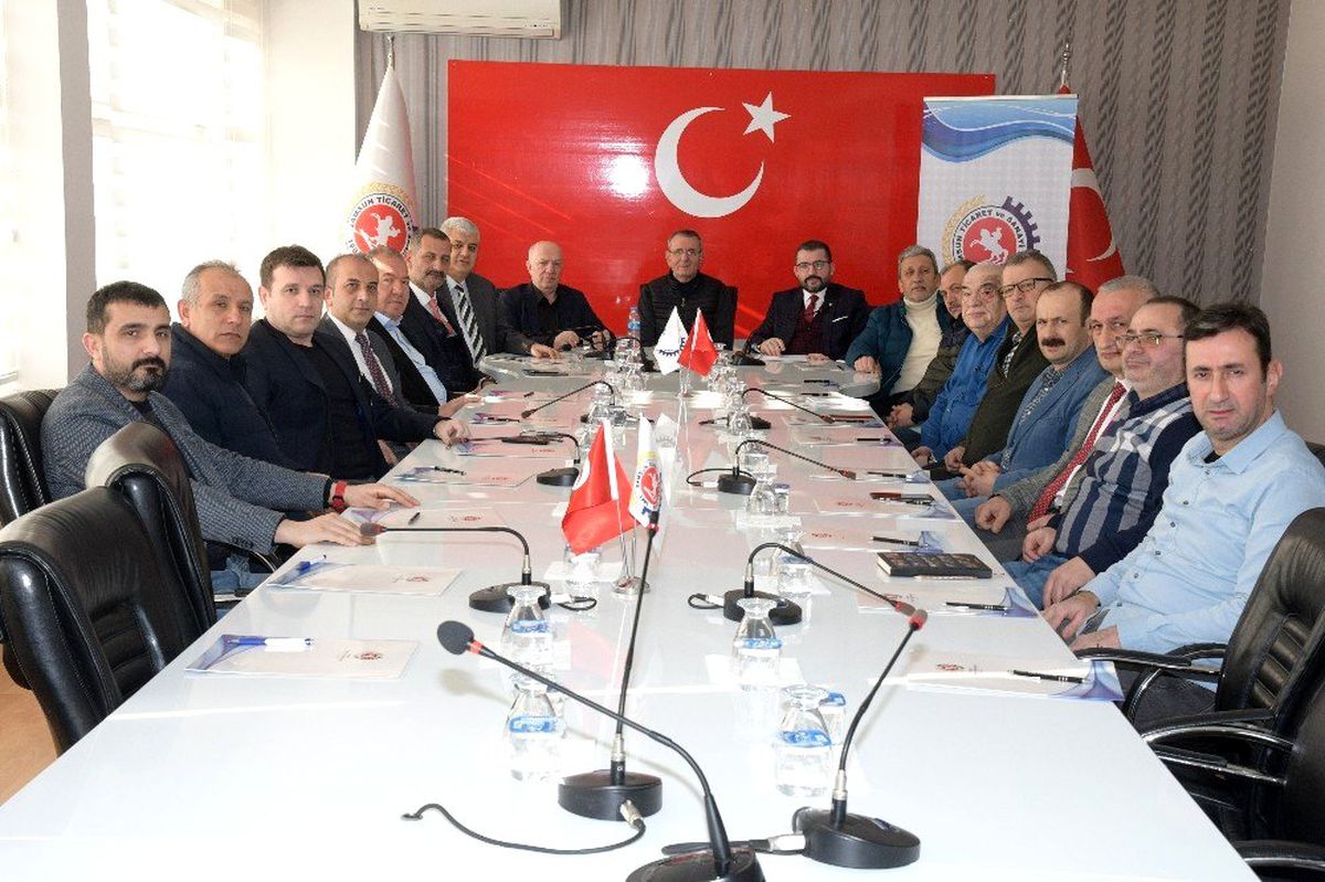 Salih Zeki Murzioğlu: "Yaraları sarmak için göreve hazırız"