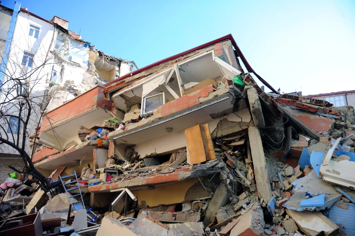 TESK, deprem bölgesindeki vatandaşların kredi borçlarının ertelenmesini talep etti
