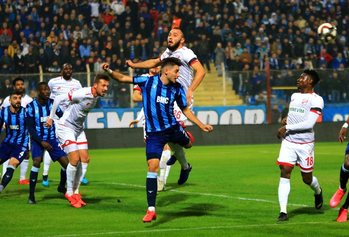 TFF 1. Lig: Adana Demirspor: 1 - Boluspor: 0 (İlk yarı sonucu)