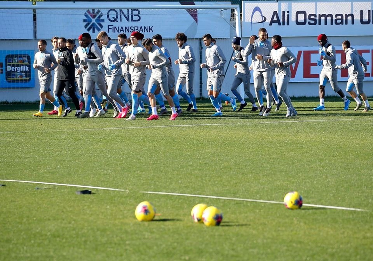 Trabzonspor, Fenerbahçe maçı hazırlıklarına başladı