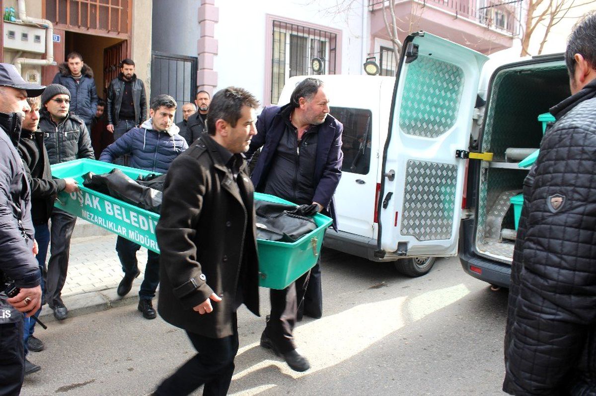Uşak\'ta bir şahıs evinde ölü bulundu