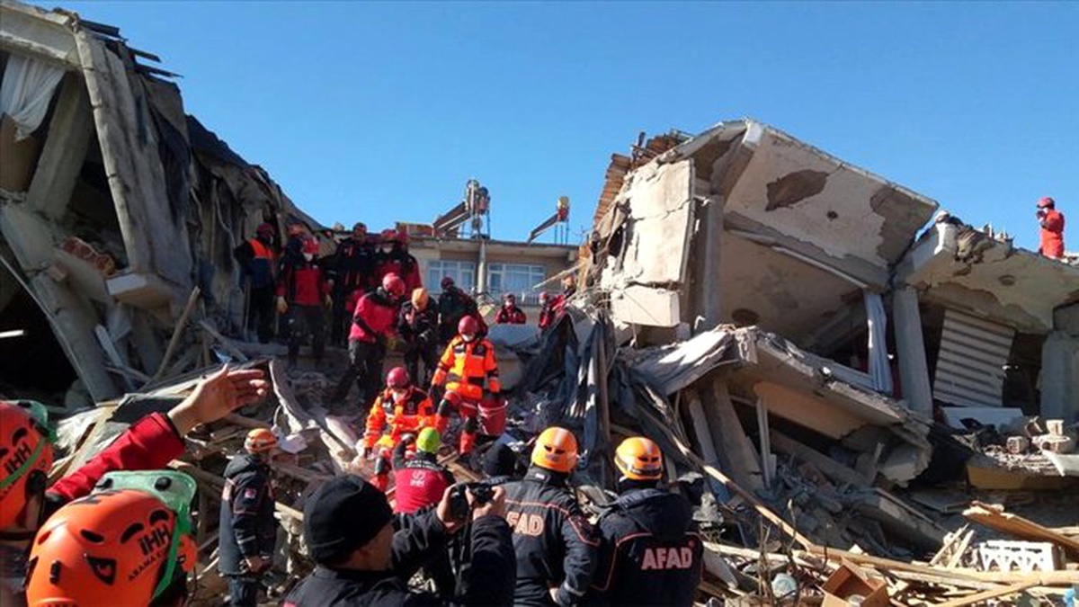 AFAD, depreme ilişkin son bilgileri paylaştı 