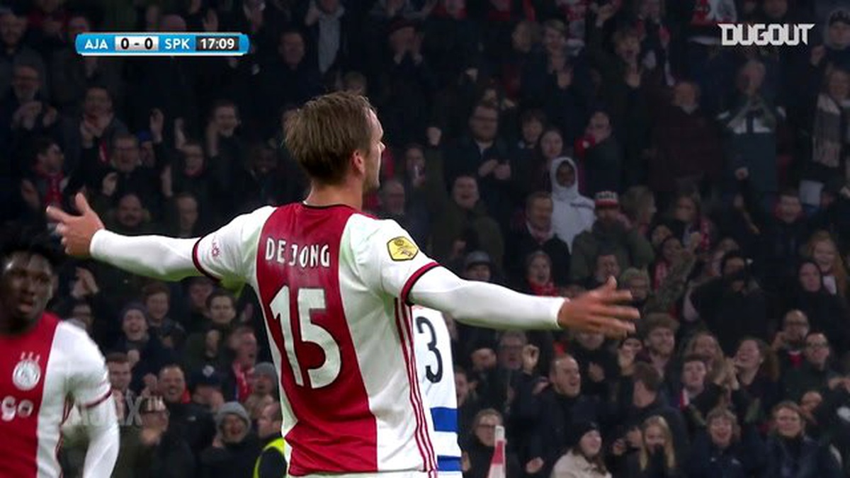 Ajax, Spakenburg\'u 7-0 Geçti