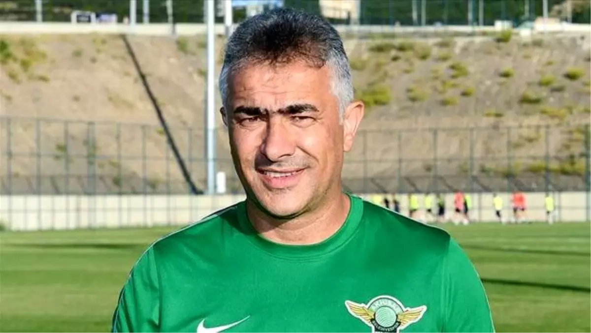 Akhisarspor\'da Mehmet Altıparmak ile yollar ayrıldı!