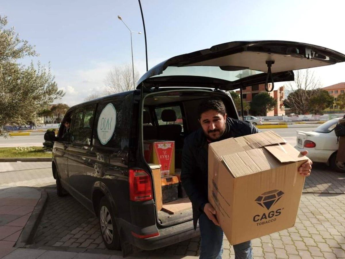Çanakkale\'den depremzedelere yardım eli