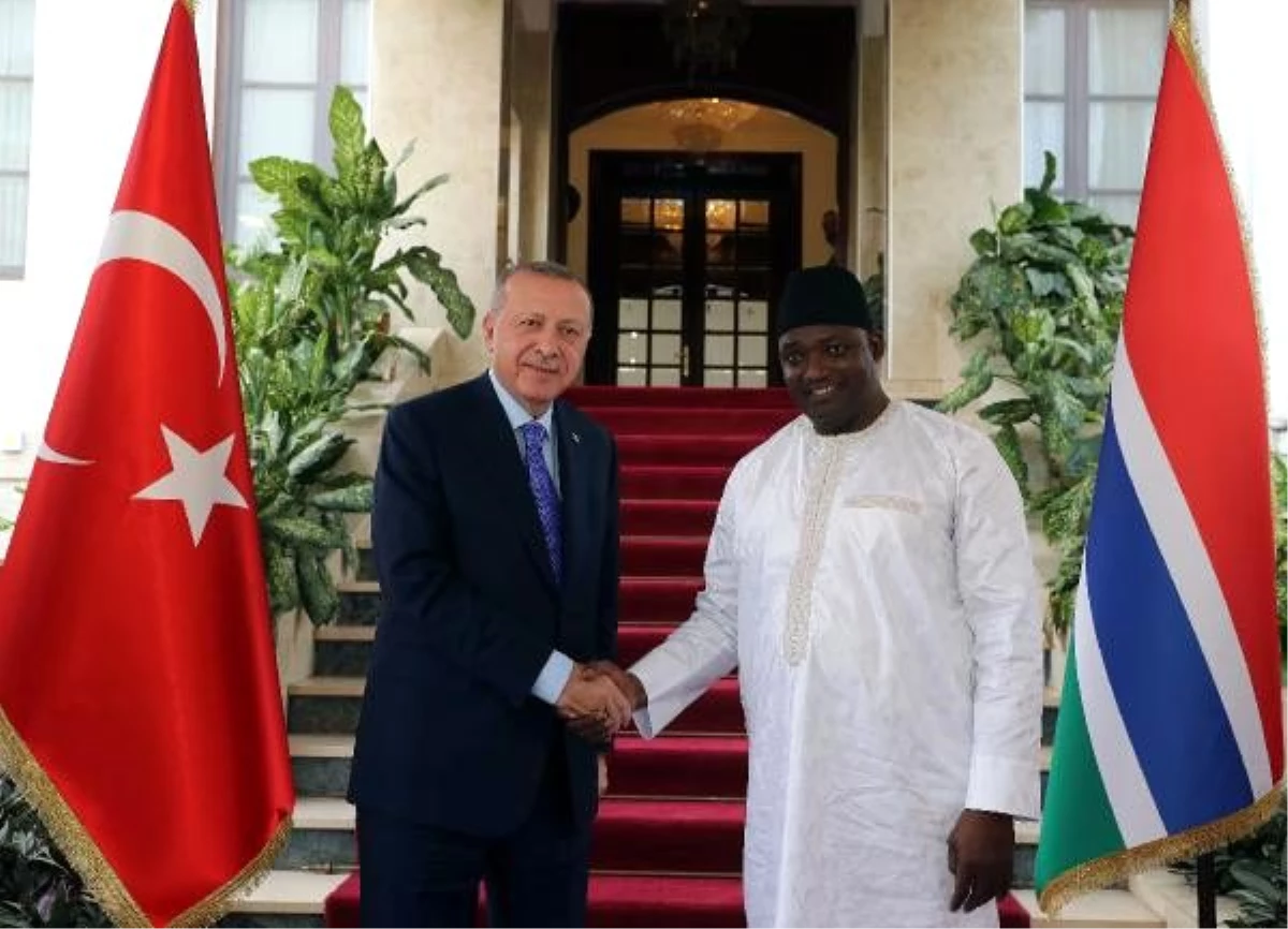 Cumhurbaşkanı Erdoğan, Gambiya Devlet Başkanı Barrow ile başbaşa görüştü