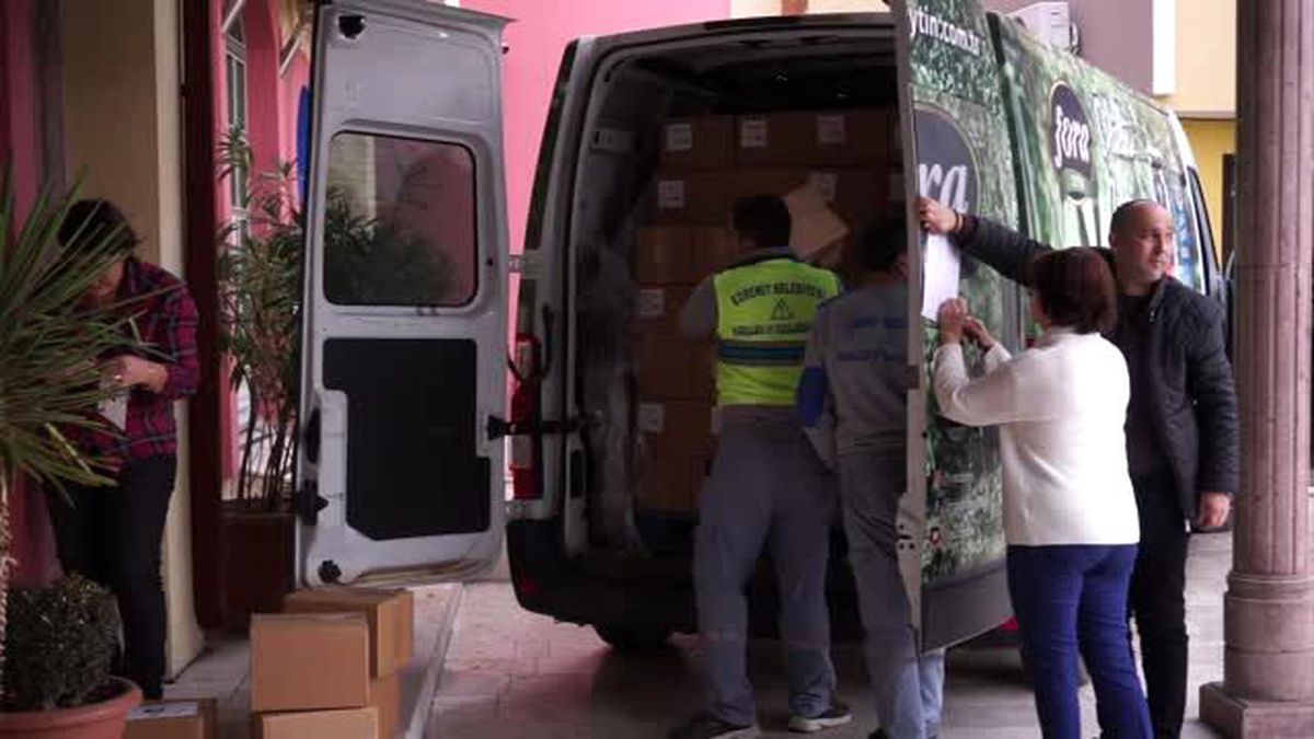 Edremit'ten, Elazığ ve Malatya'ya yardım tırı - BALIKESİR
