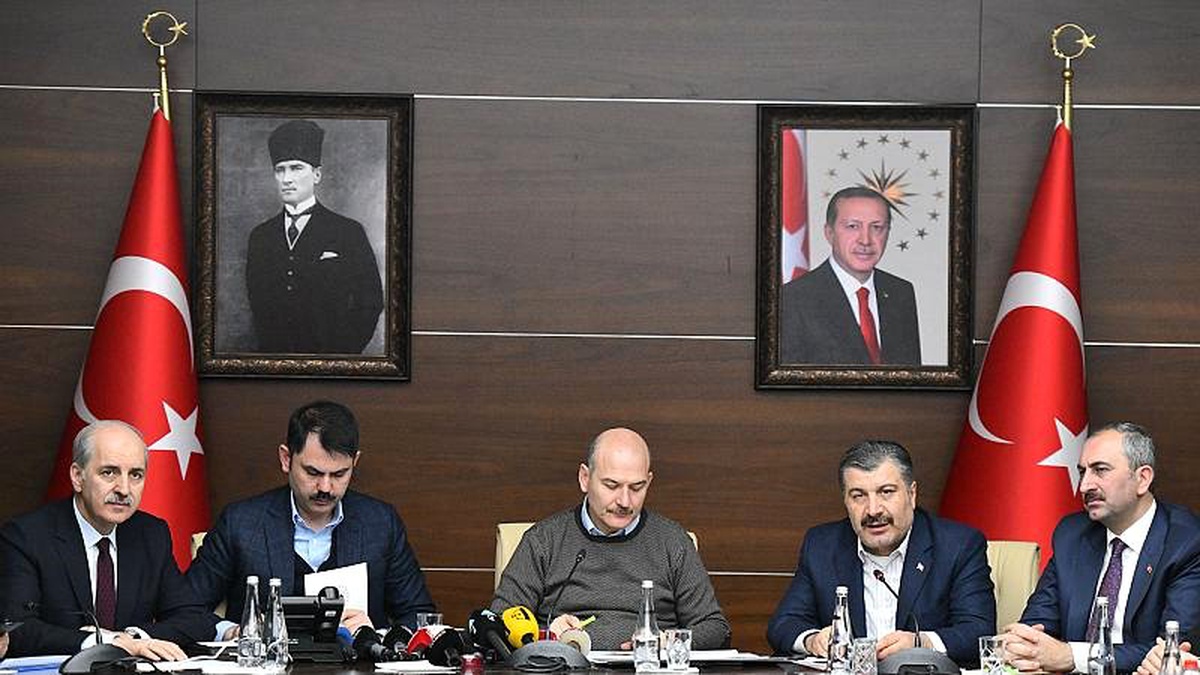 Elazığ depremi: Evi yıkılanlara 40 bin liralık eşya ve kira yardımı