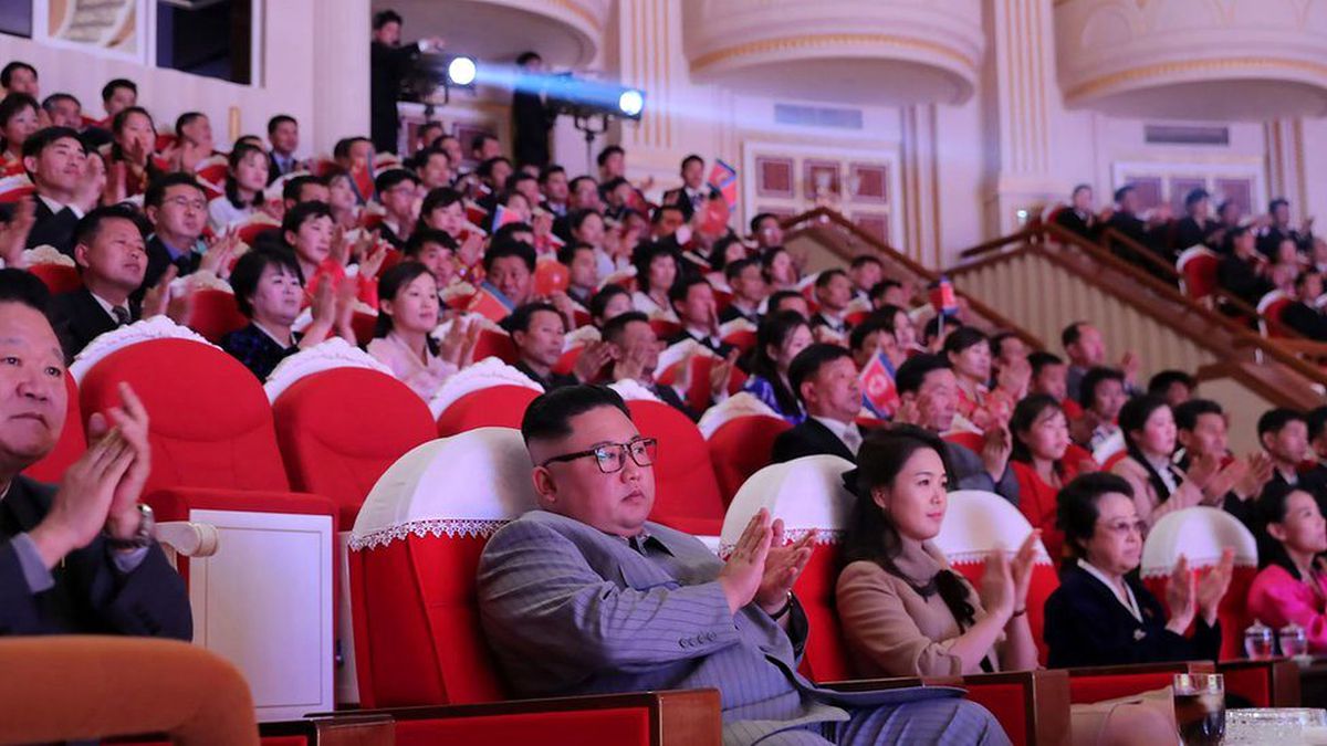 Kuzey Kore lideri Kim Jong-un\'un halası 6 yıl sonra ortaya çıktı, kocasını öldürten yeğeniyle yan...