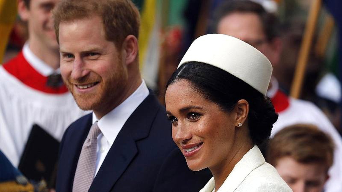 Meghan Markle\'ın babası: Kraliyetten ayrılma kararı Kraliçe Elizabeth\'i incitti, onlar adına utandım