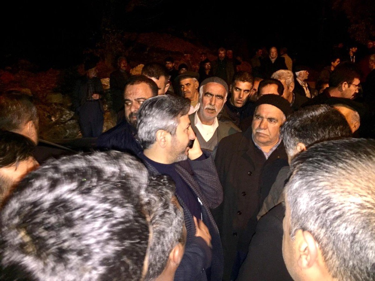 Milletvekili Aydın\'dan depremzedelere destek
