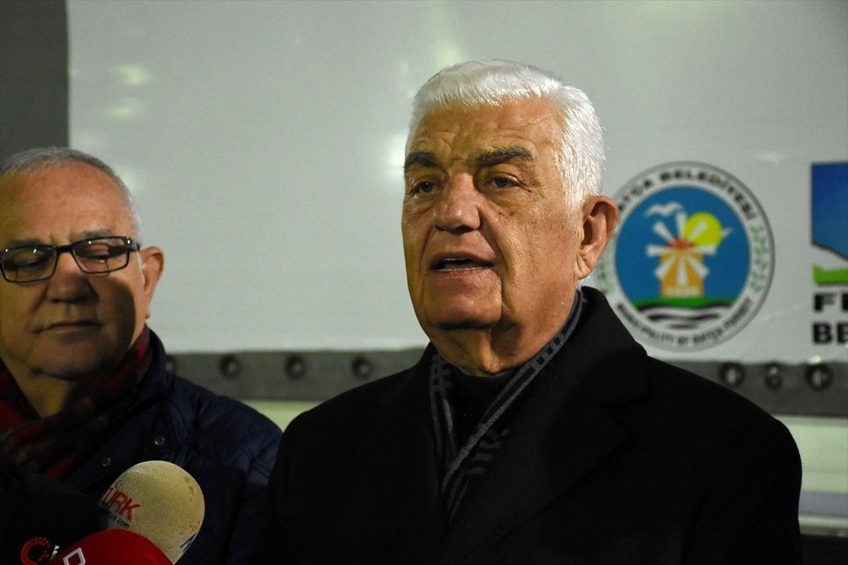 Muğla\'dan deprem bölgesine 9 tır yardım malzemesi gönderildi