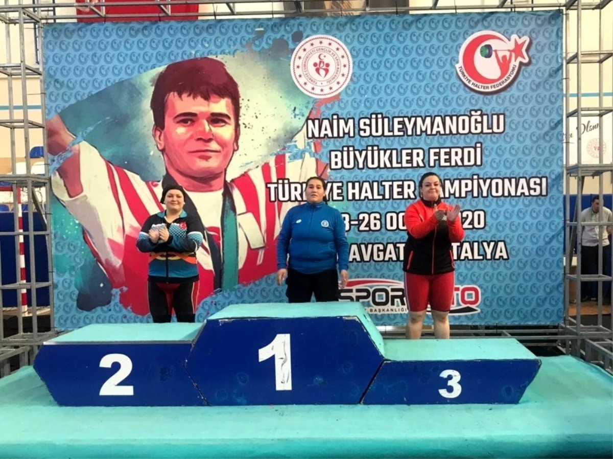 Naim Süleymanoğlu Halter Şampiyonası\'nda Gaziantep rüzgarı