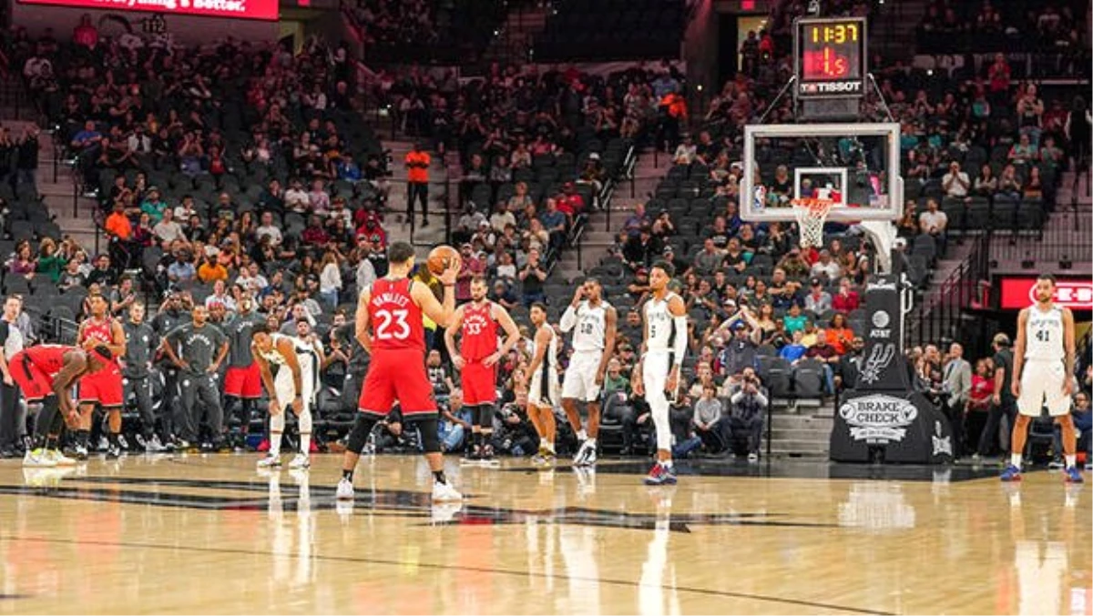 NBA maçında Kobe Bryant için 24 saniye hücum yapılmadı!