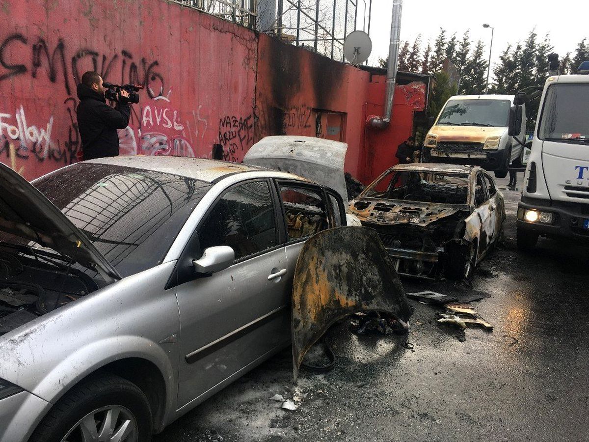 Şişli\'de bir hafta içinde 39 aracın lastiği kesildi, 3 araç kundaklandı