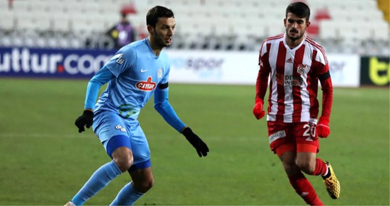 Son Dakika: Lider Sivasspor, Çaykur Rizespor ile 1-1 berabere kaldı