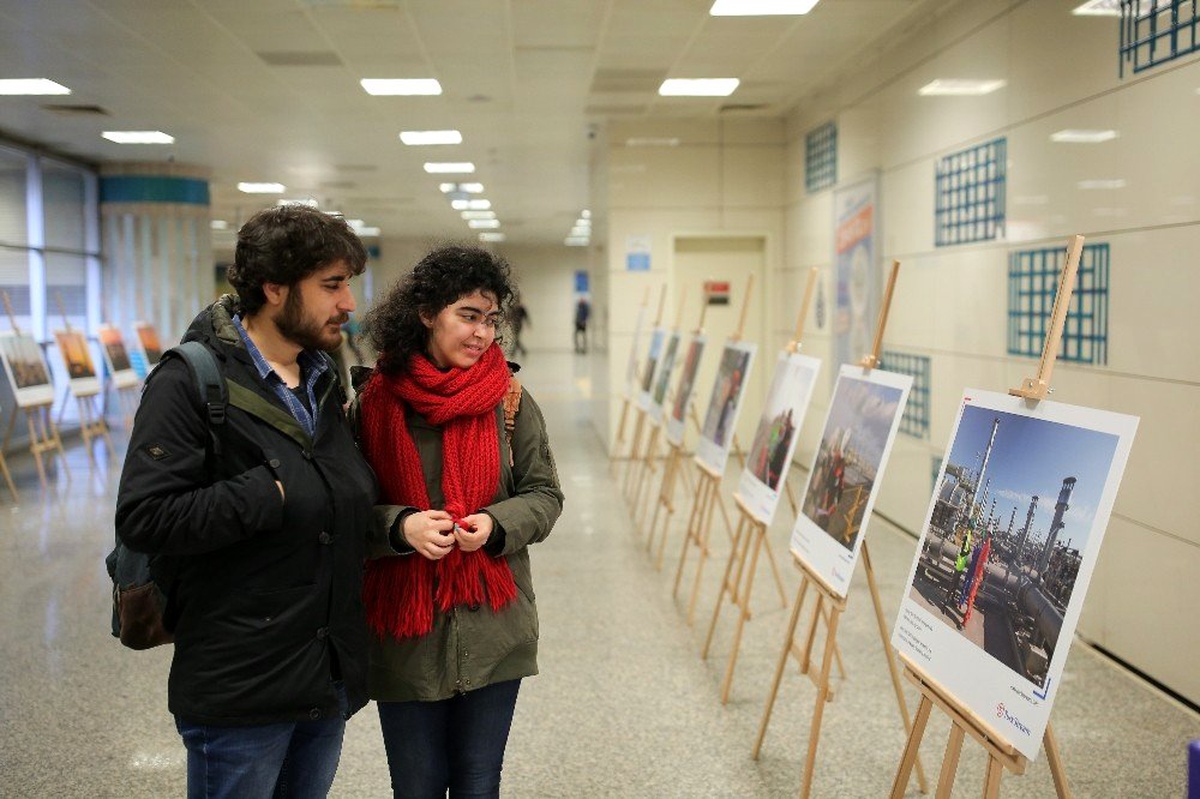 \'TürkAkım\'ın Öyküsü\' metro istasyonunda