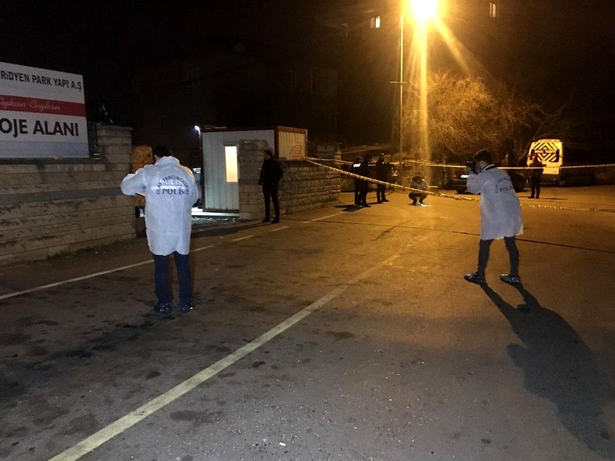 Üsküdar\'da silahlı kavga kanlı bitti