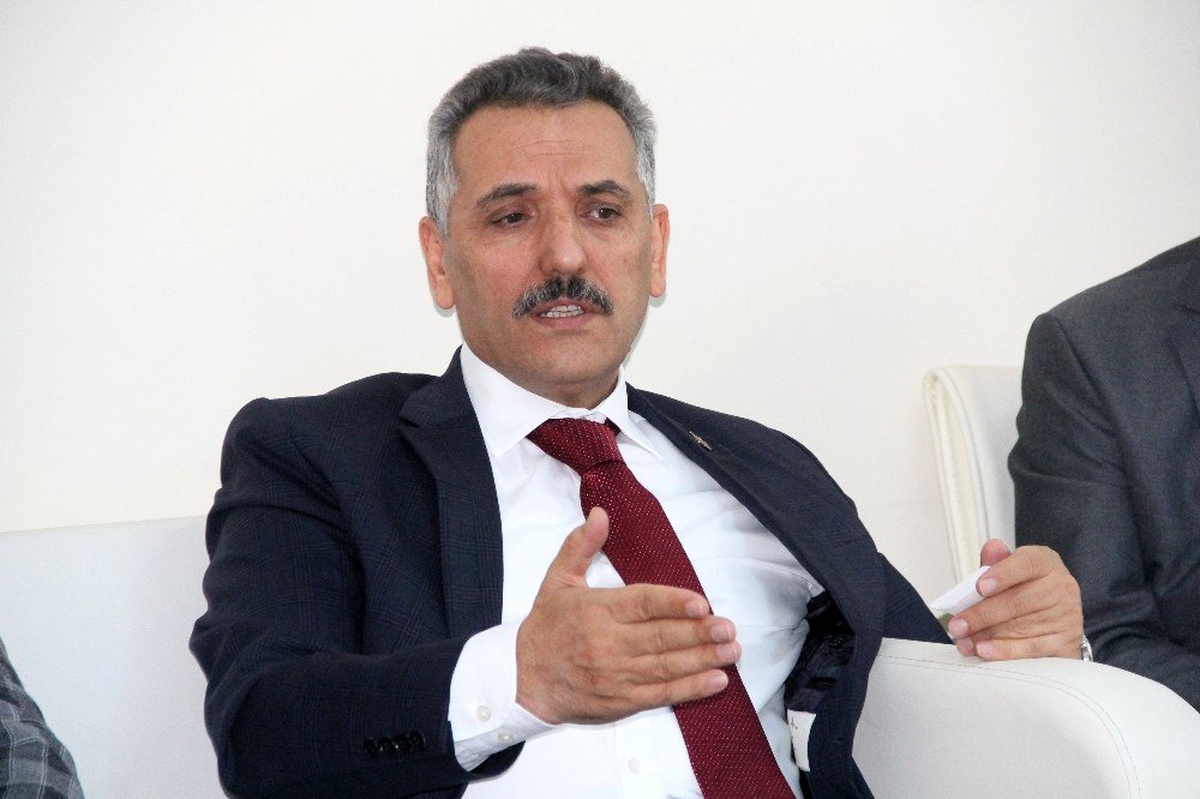 Vali Kaymak: "Vatandaşlarımız kullanılmış eşyaları depremzedelere göndermesinler"