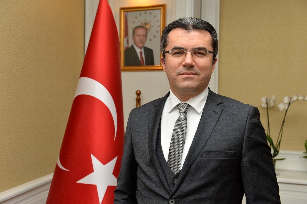 Vali Okay Memiş Erzurumlu\'lara teşekkür etti