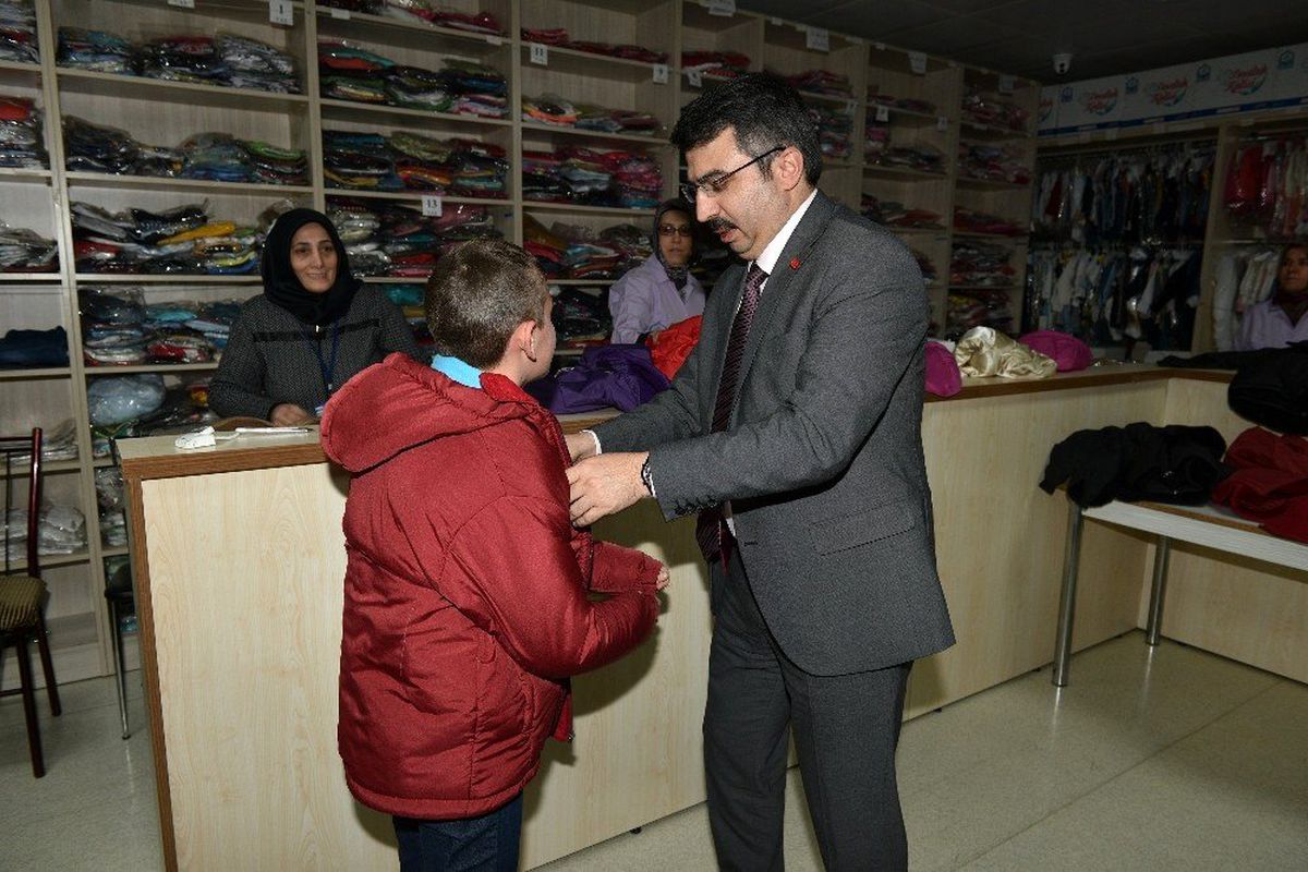 Yıldırım Belediyesi ve BTSO\'dan ısıtan destek