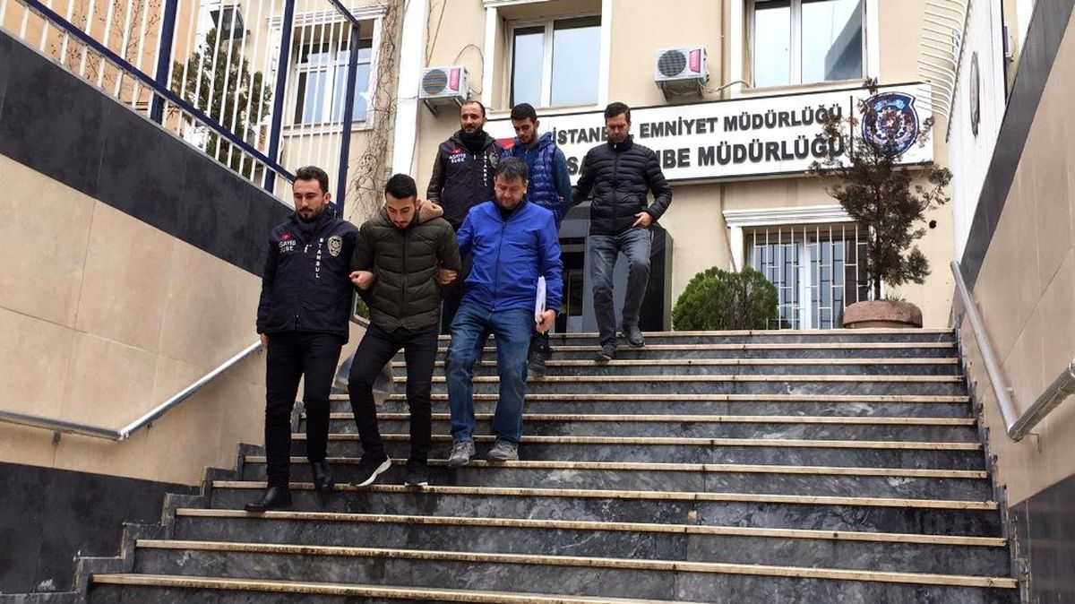 Başakşehir\'de yan bakma cinayeti