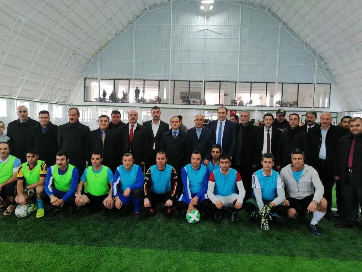 Başkan Ensari\'den Çaldıran Spor\'a tebrik