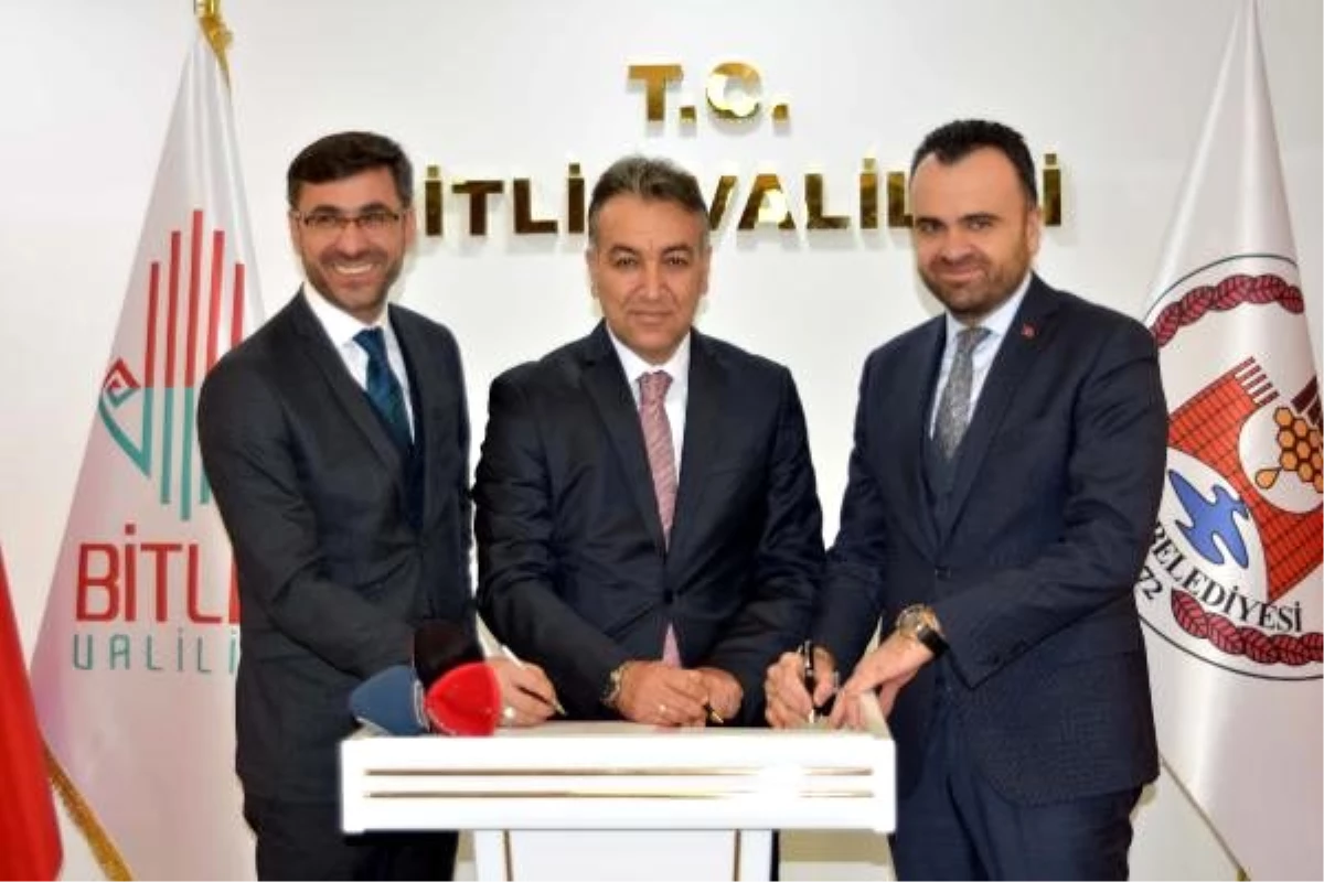 Bitlis\'i kalkındıracak projenin, protokolü imzalandı