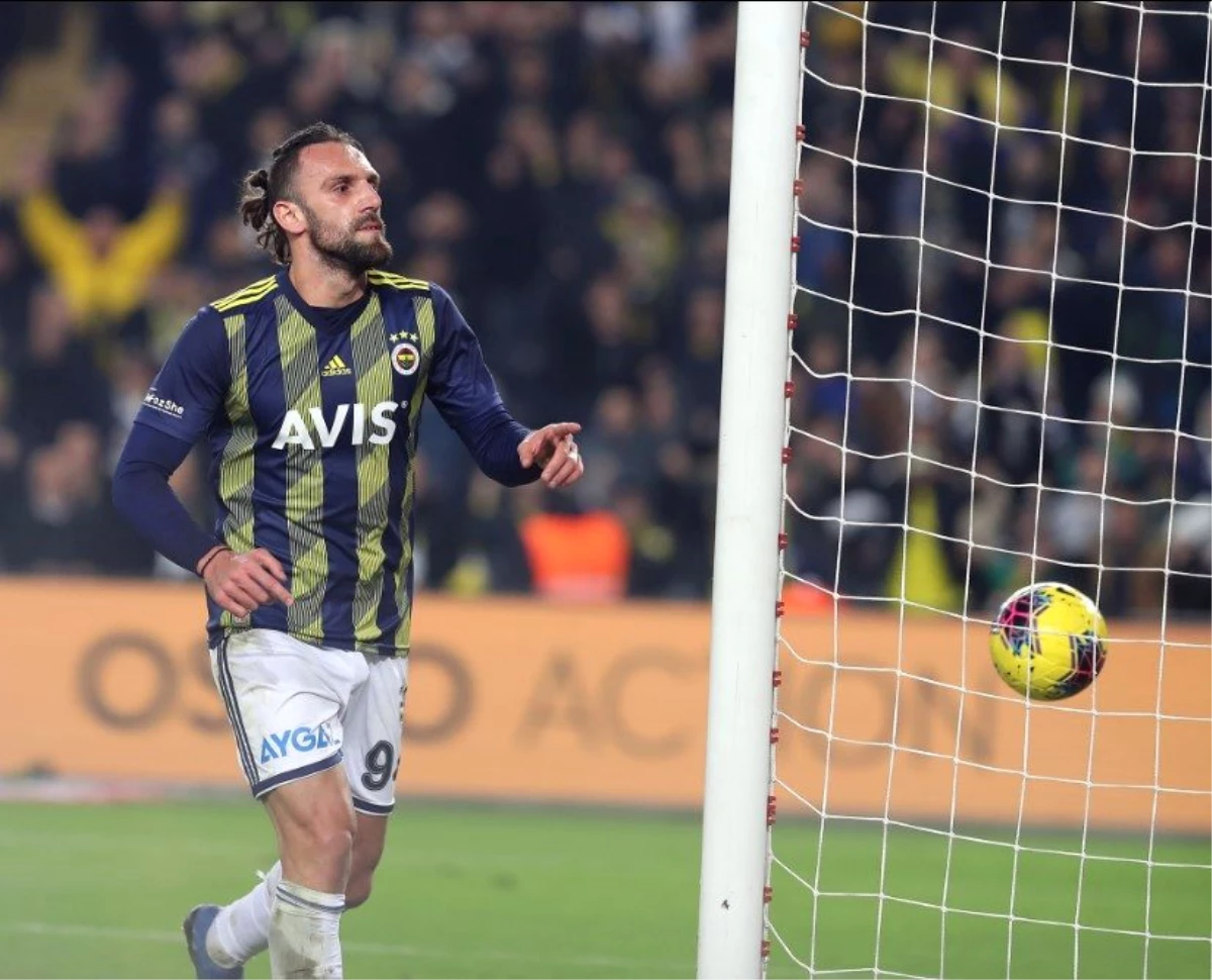 Burnley, Vedat Muriqi için 28 milyon euro teklif etti ancak Fenerbahçe kabul etmedi