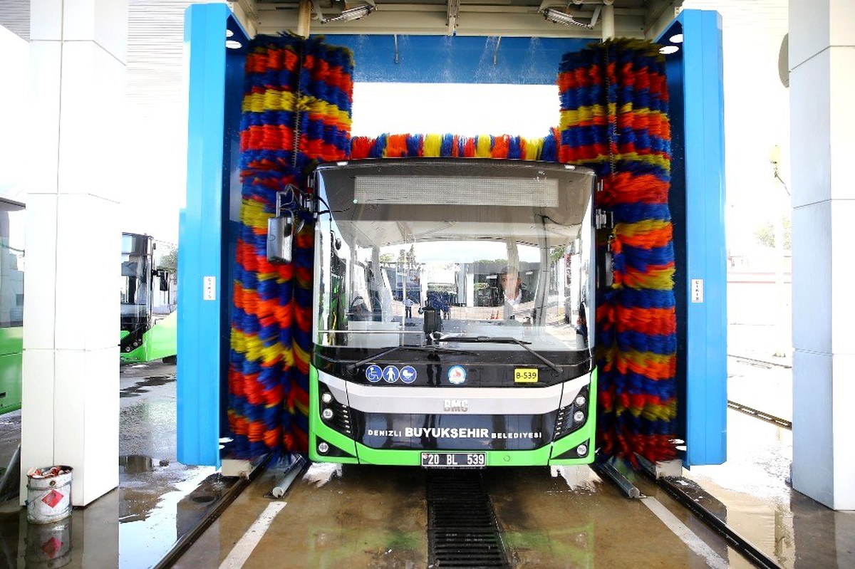 Denizli Büyükşehir otobüsleri 365 gün temizleniyor