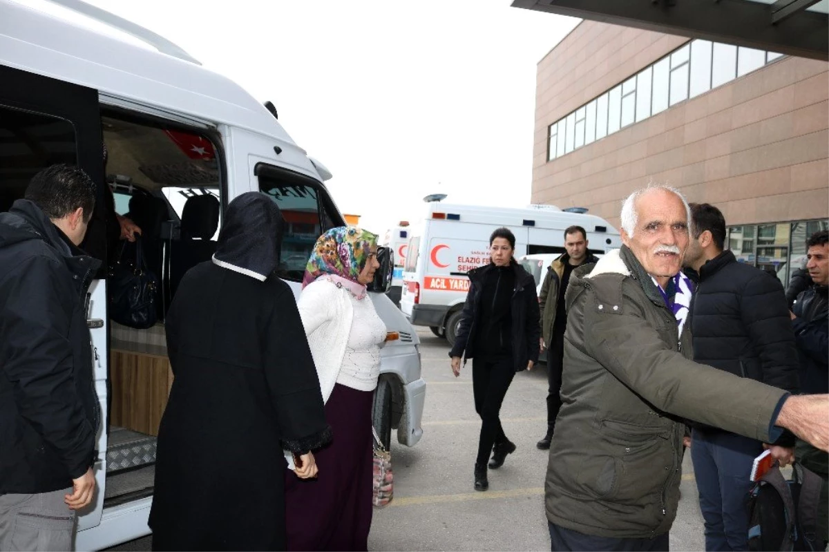 Diyarbakır annelerinden Elazığ\'da depremzedelere ziyaret