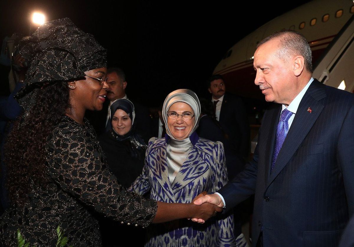 Erdoğan Senegal\'de resmi törenle karşılandı