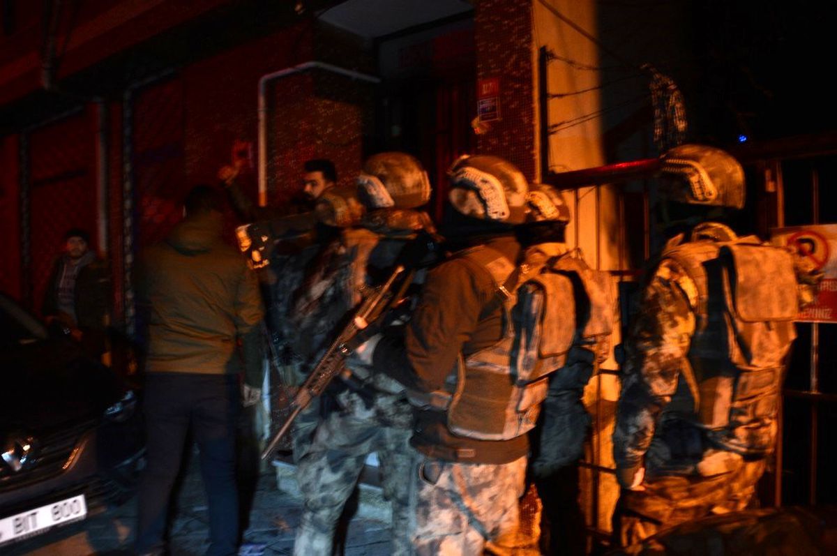 İstanbul\'da torbacılara yönelik narkotik operasyonu gerçekleştirildi