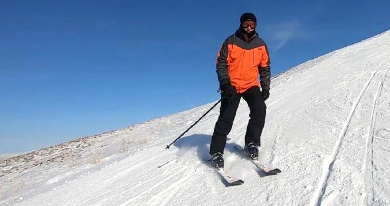 Palandöken\'e giden İmamoğlu, kayak yaptığı fotoğrafları paylaştı