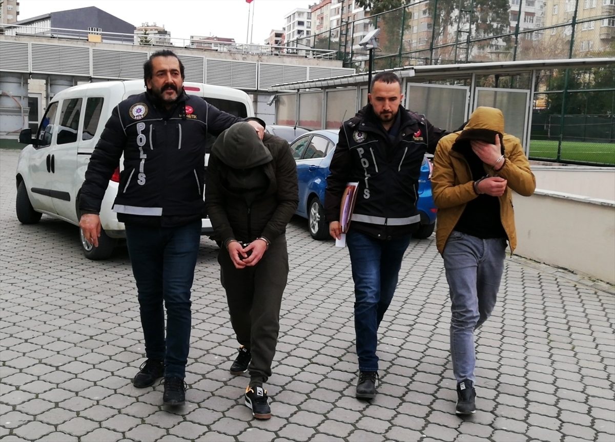 Samsun\'daki uyuşturucu operasyonlarında yakalanan 6 şüpheliden 3 şüpheli tutuklandı
