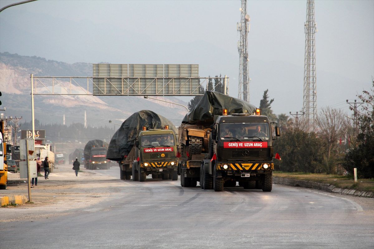 Suriye sınırına tank sevkiyatı