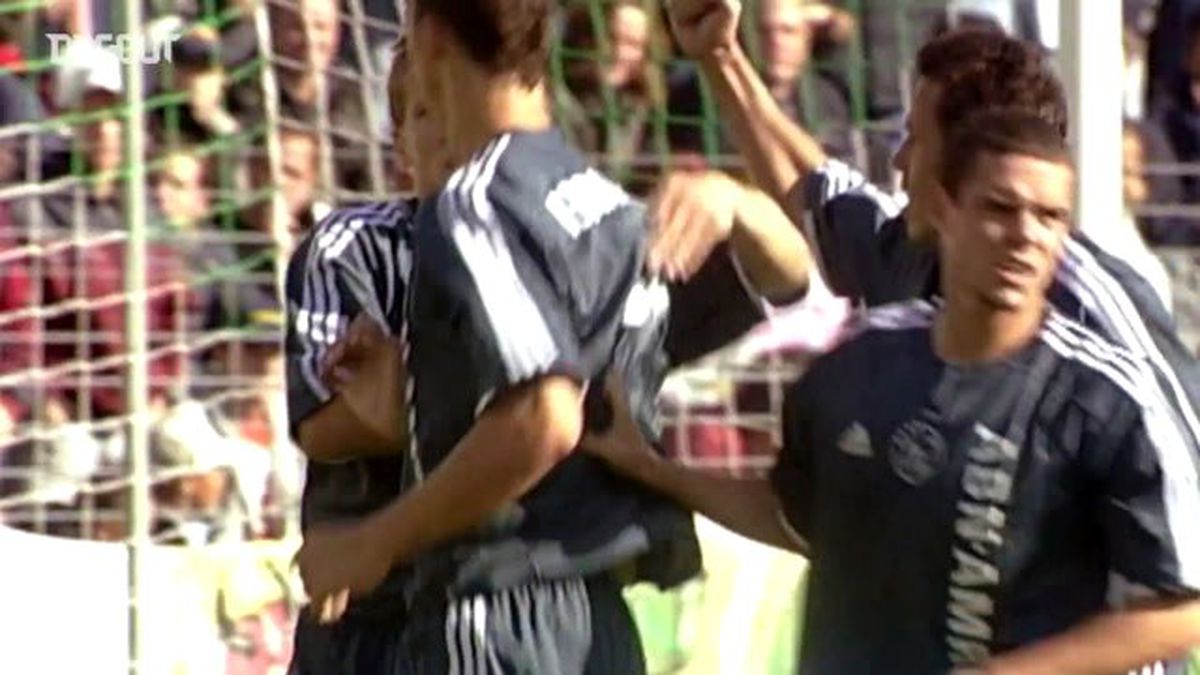 Zlatan Ibrahimovic\'den Groningen\'e Harika Golü