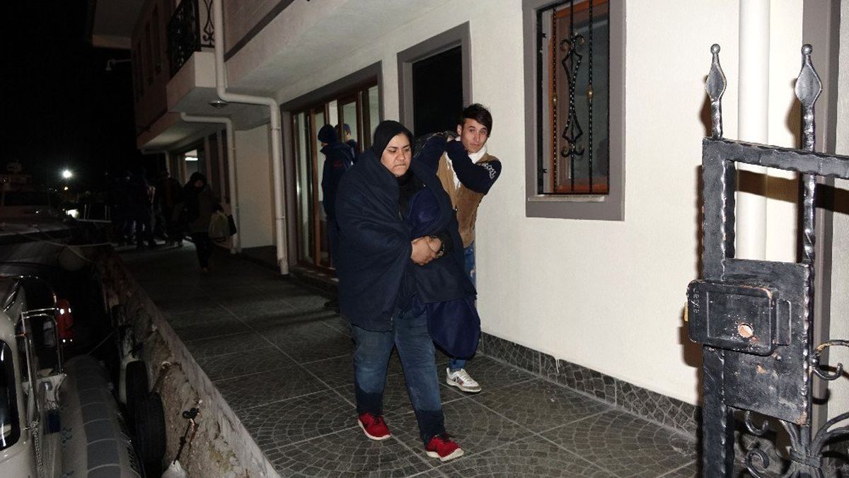 51 düzensiz göçmen yakalandı